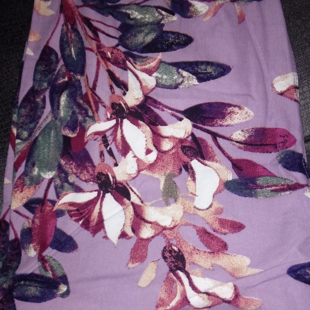 Free Shipping!!Capri Leggings